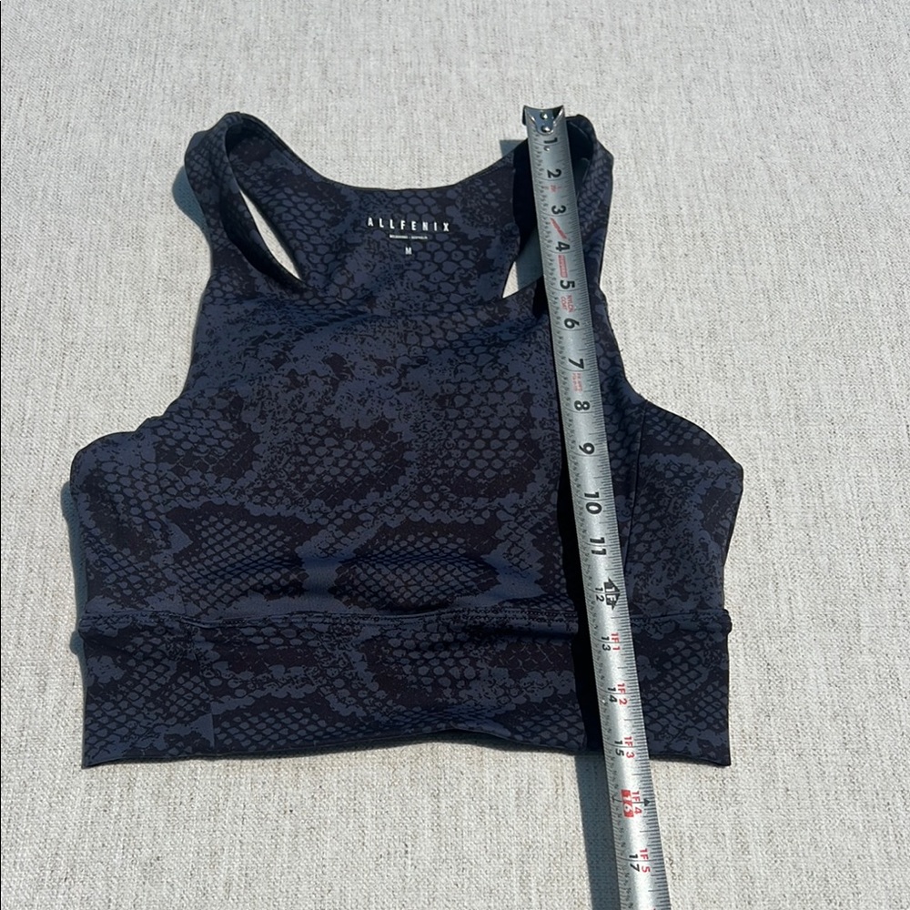 Women’s Allfenix Athletica Black Snake Print Sports Bra‎ - Picture 3 of 5
